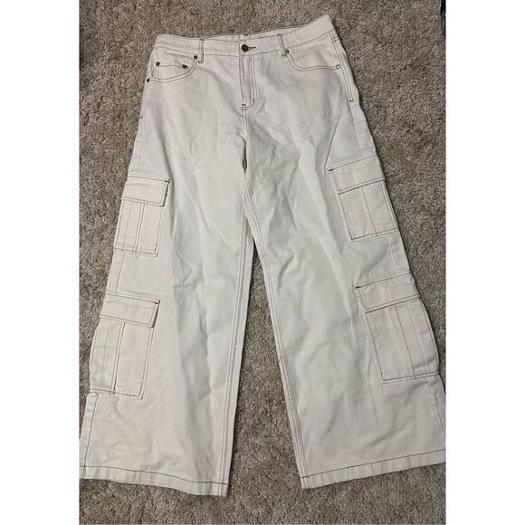 NEW WITH TAGS Milk It Jagged Combat Wide Leg Full-Length Cargo Denim Jeans Ivory - Picture 1 of 9